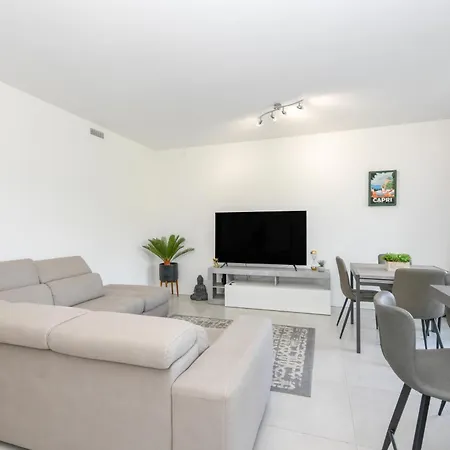 House Katya Ντεζεντσάνο ντελ Γκάρντα